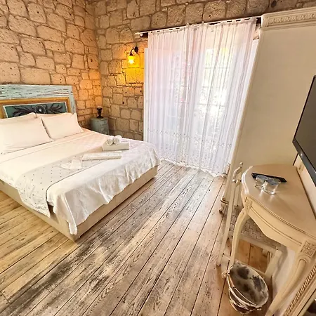 Asma Alacati Hotel *